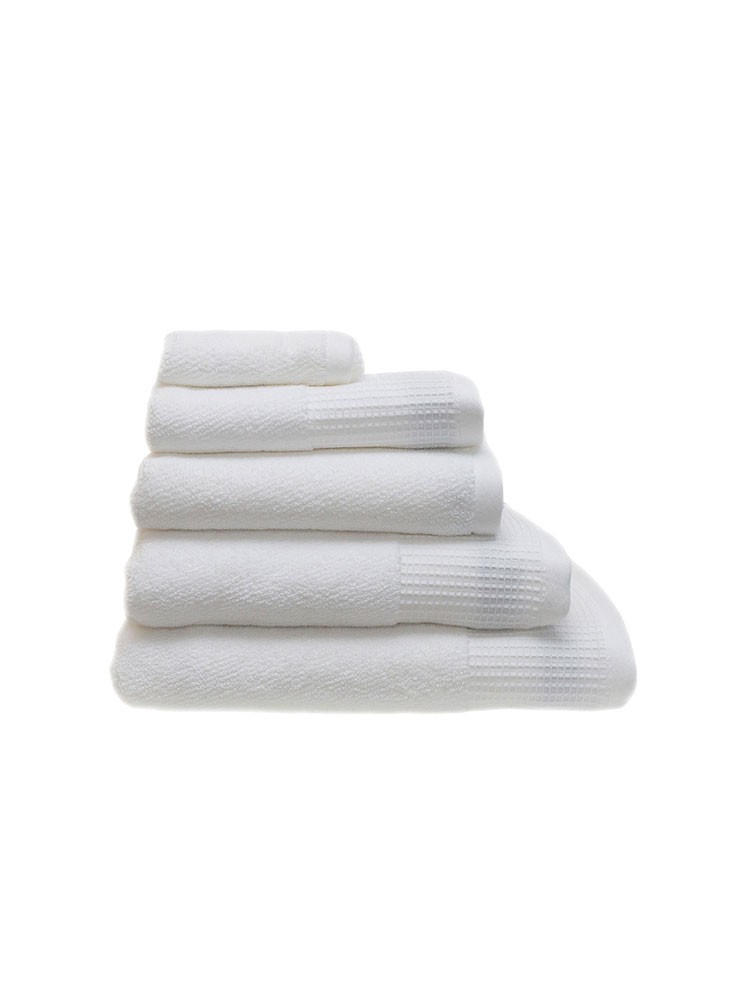 Plush White Towel Collection